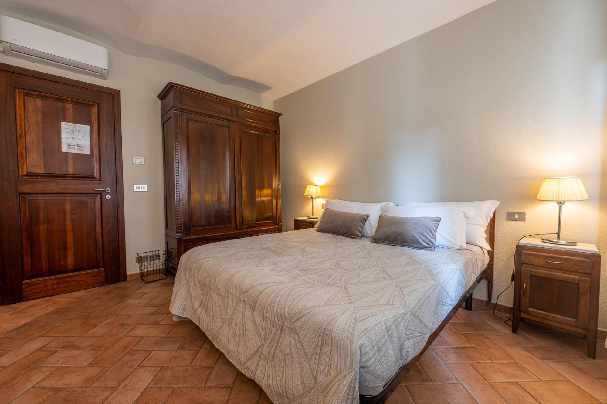 Convino Hotel Castiglione Falletto