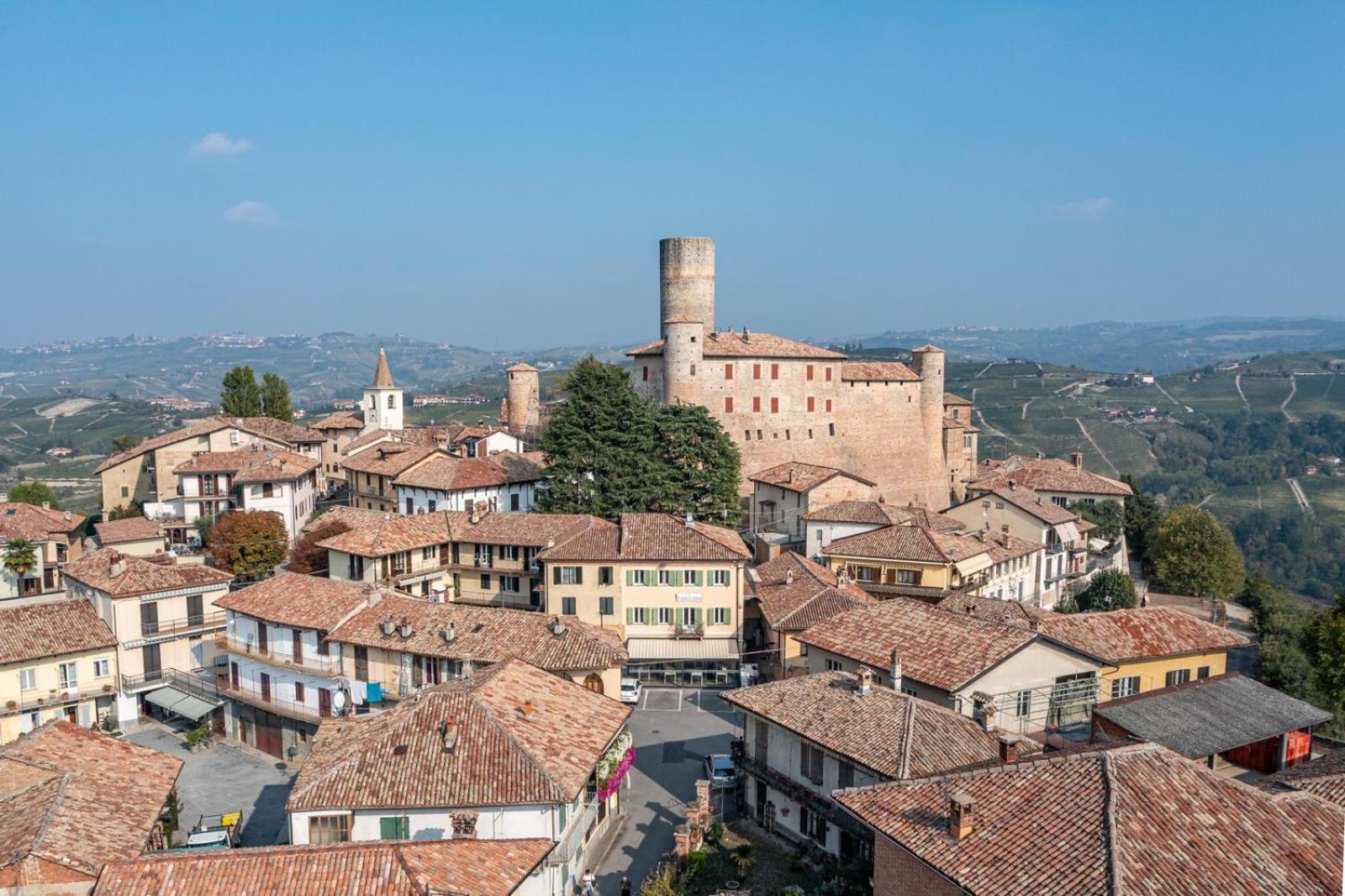 Convino Hotel Castiglione Falletto